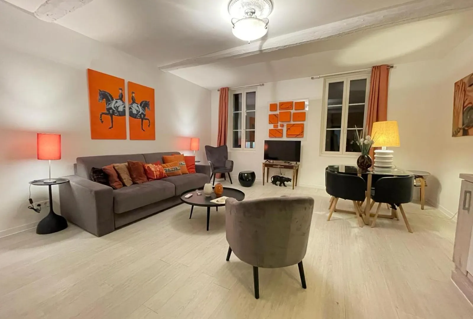 Les Remparts Antibes Location Appartement 0*,