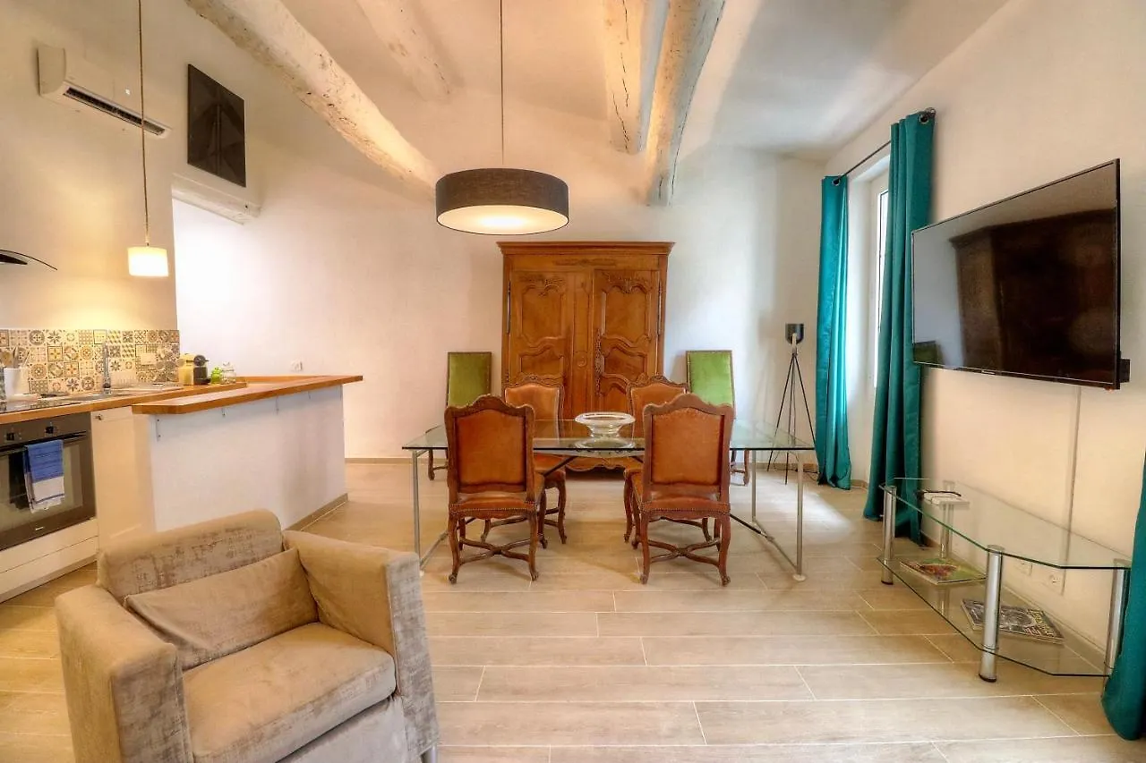Les Remparts Antibes Location Apartment