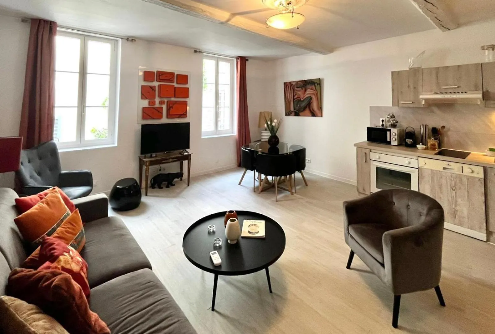 Les Remparts Antibes Location Apartment
