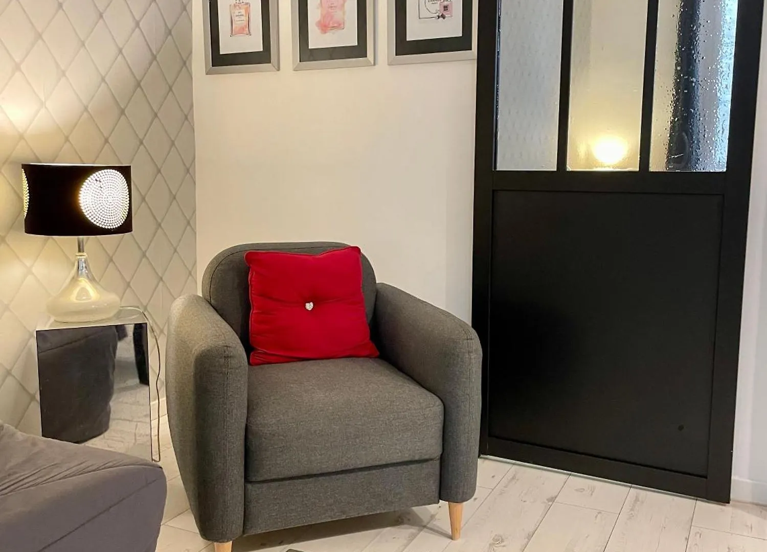 Les Remparts Antibes Location Apartment France